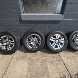 OEM 2014 Toyota Tacoma Limited 18" Chrome Rims (P265/60R18)