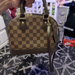 Louis Vuitton Purse