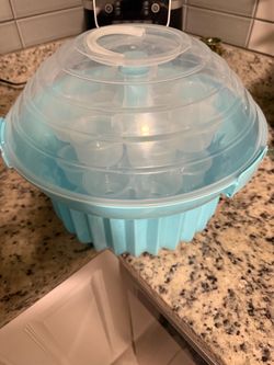 Cupcake holder