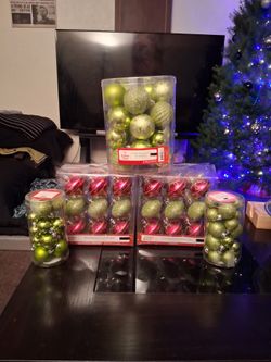 Christmas Tree Bulbs over a 100 pickup 3-8:30 pm rainbow/charleston cash only