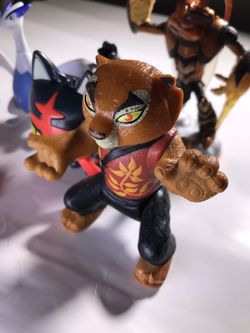 3 Pokémon’s McDonalds toys, 1 kung fu panda,1 sega spin master, 1 skylander toy