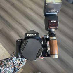 (NEAR MINT) Pentax 67II Medium Format Film Camera with 75mm Lens, Wooden Grip, and Flash bundle