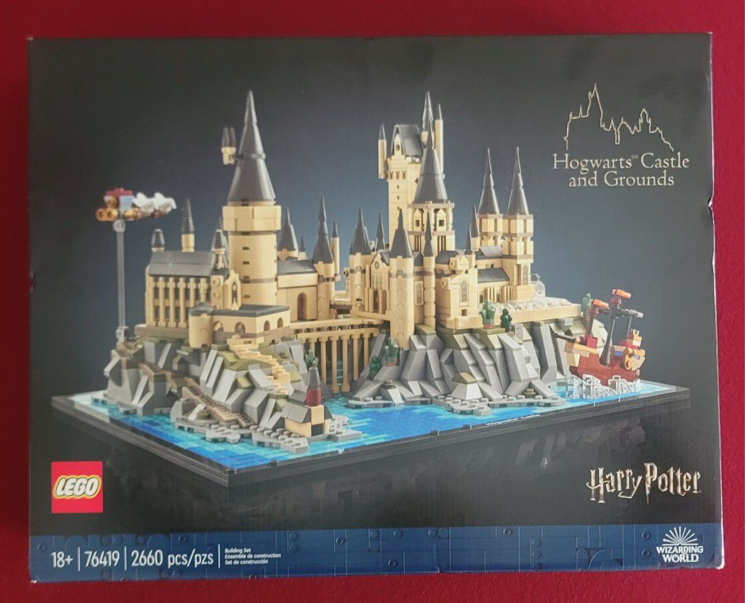Lego Hogwarts Castle and Grounds 76419 Harry Potter New!