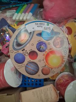 Caja de diferentes cosas todo nuevo 150pcs