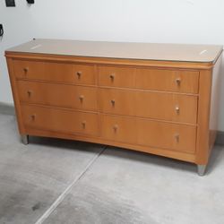Ethan Allen Dresser