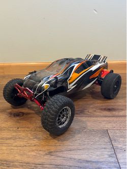 Traxxas Rustler brushless stadium truck