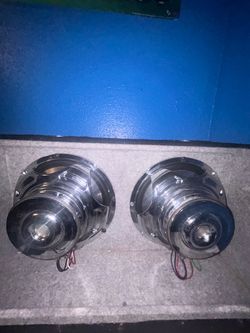 LOUD Dual Q Power 10” 600W Subs w/ Box + Bluetooth Stereo $250 OBO