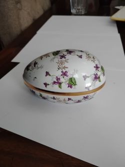 Vintage norleans Japan rose floral porcelain egg shaped trinket box