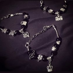 Necklaces and bracelets hand made