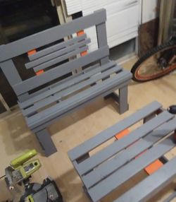 Kids Christmas Gifts Set ( table and Chair ) for bed room