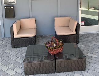 BRAND NEW RATTAN OUTDOOR PATIO FURNITURE SET LOVE SEATS AND TABLES