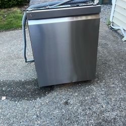 LG Dishwasher 
