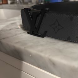 Louis Vuitton Reversible Belt