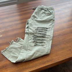 Women’s Cargo Style Pants Small/medium
