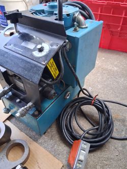 Raymond ELECTRIC hydraulic pump. Moving sale