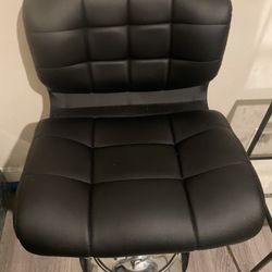 Glamour Home Bar Stool 