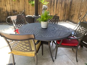 Cast Aluminum Patio Dining Set with Chairs