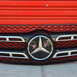 Mercedes Benz GLS Front Grill 2017-2019