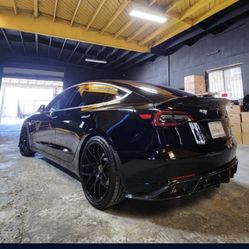 Tesla Wheels