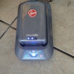 Hoover Cordless Vacuum Battery & Charger. 