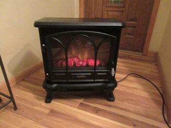 DURAFLAME Electric Fireplace Heater DFS-550-11 (750/1500 watt). for Sale in  Milwaukee, WI - OfferUp
