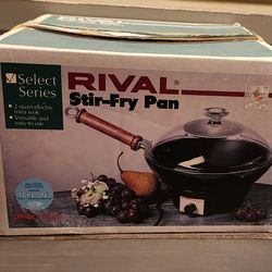Stir-Fry Pan by Rival