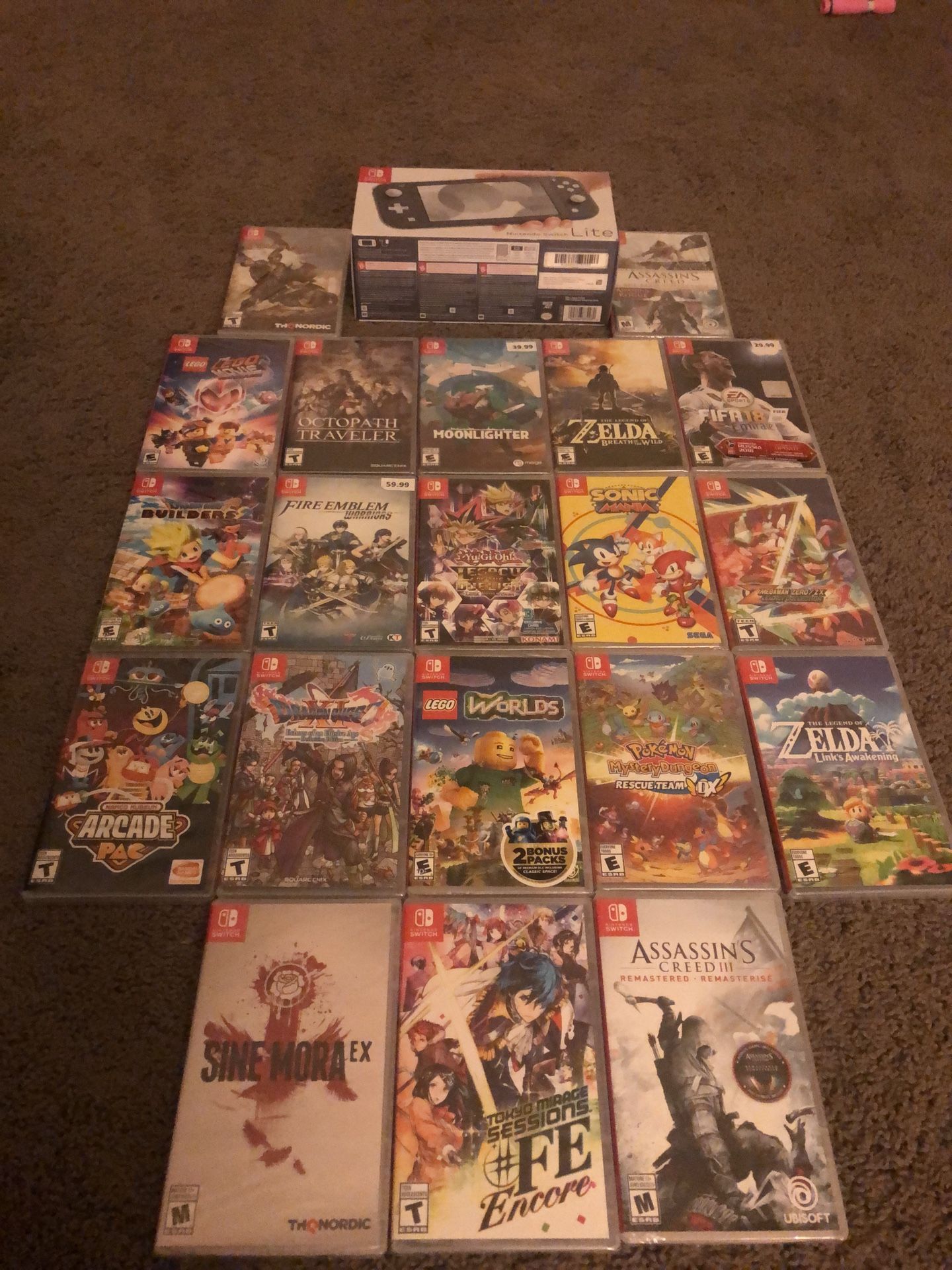 Nitendo switch lite and games