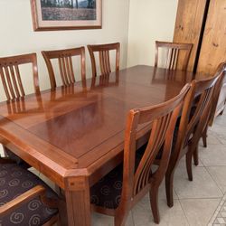 Dining Room Table & Buffet