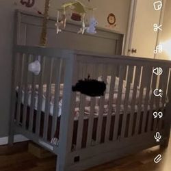 Baby crib