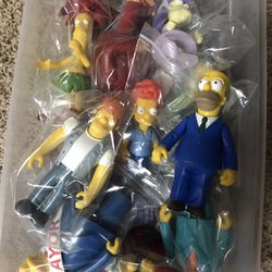 Collectible Figures 