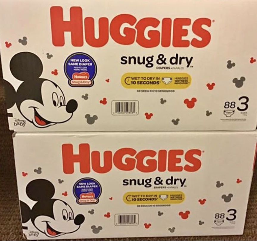Huggies snug & dry diapers size 3