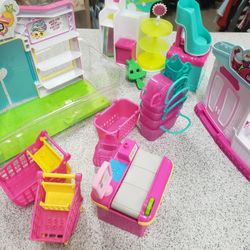 Shopkins Small Mart, Shoe Dazzle, Cupcake Cafe 