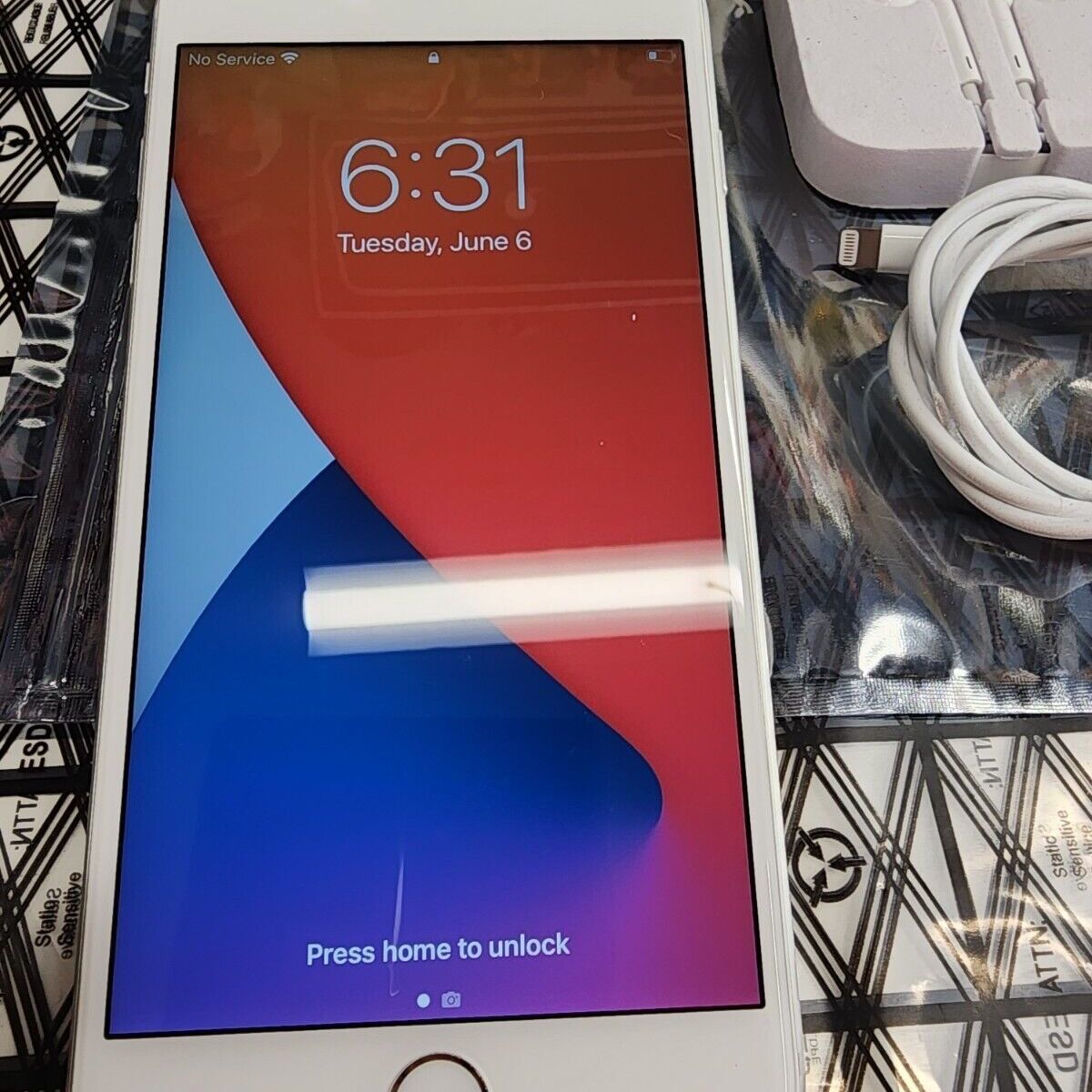 Apple iPhone 6s Plus - 32GB - Space Gray (Unlocked) A1687 (CDMA +