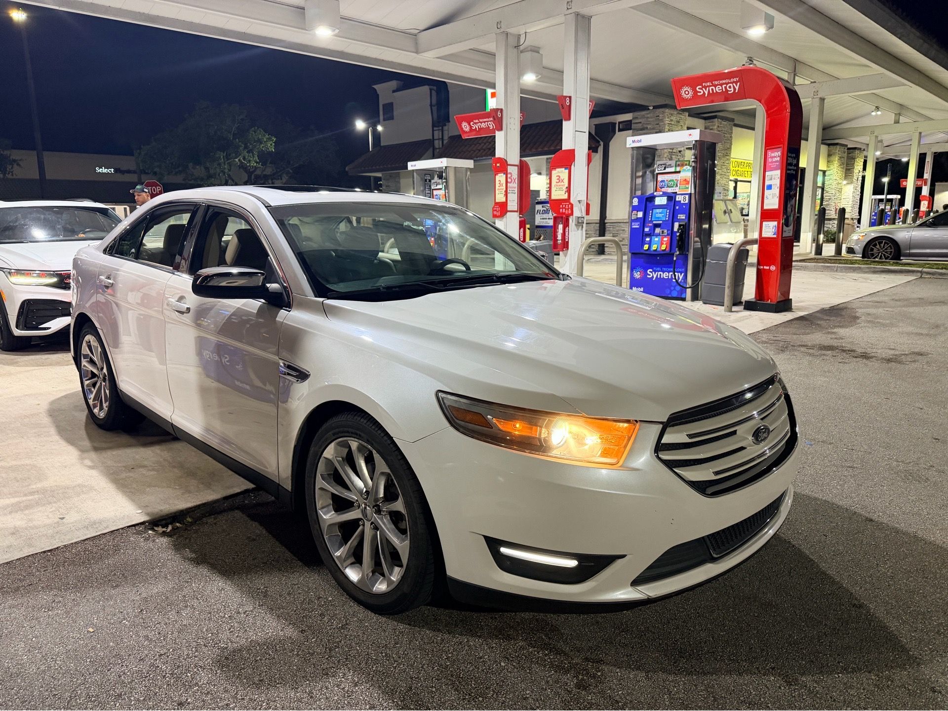 2013 Ford Taurus