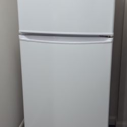 Kenmore Refrigerator And Freezer