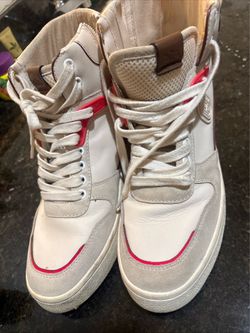 Coach women’s hi tops shoes 9.5