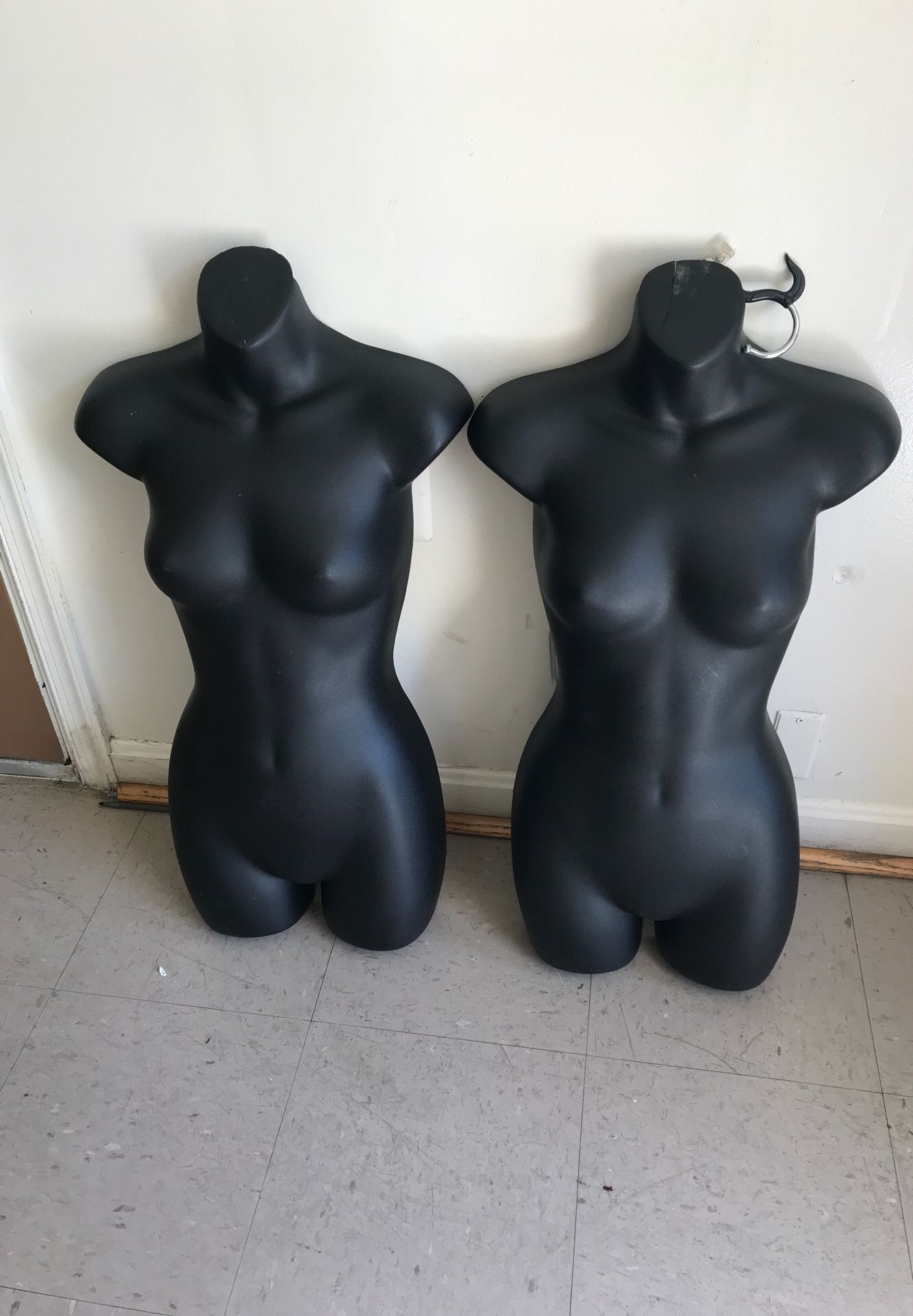 Maniquíes are 3