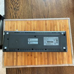 SOC2001R  One Connect Box for 2019/2020 Samsung 8K QLED TV model 65”