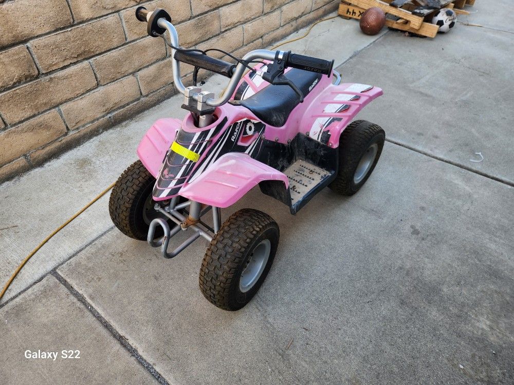 Kids 24v Razor Quad