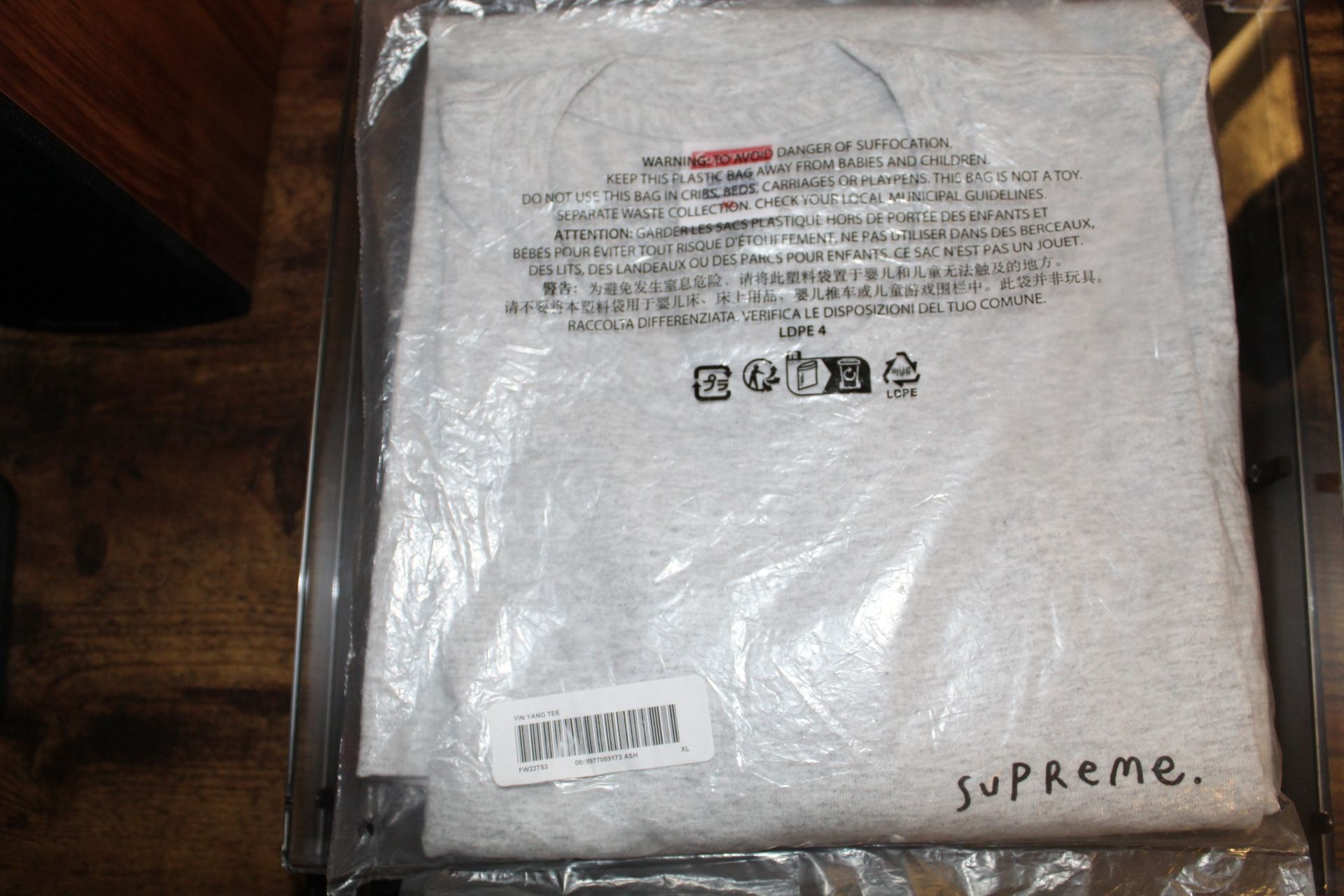 Supreme “YinYang” Men’s Shirt XL