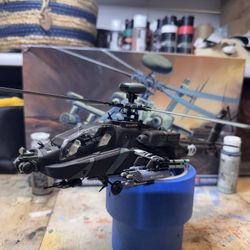 1:48 Apache Helicopter Model 