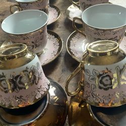 Tea Cup and Saucer Set 