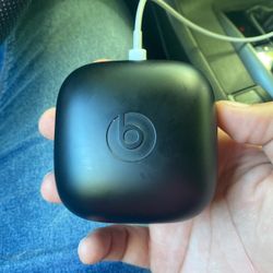 Powerbeats Pro Charging 