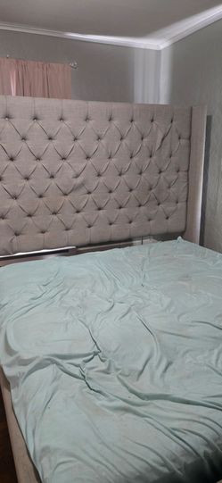 King bed frame