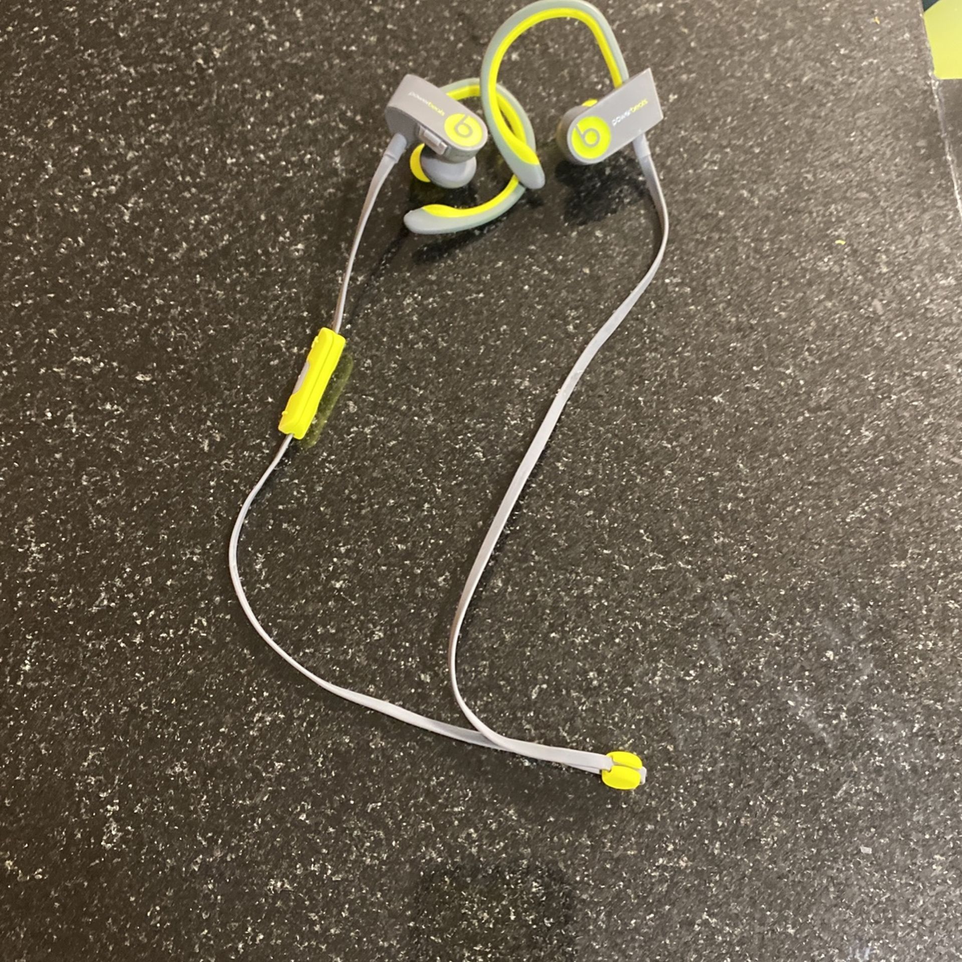 Powerbeats3