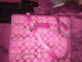 Coach purse used good condition 👉👉won’t last