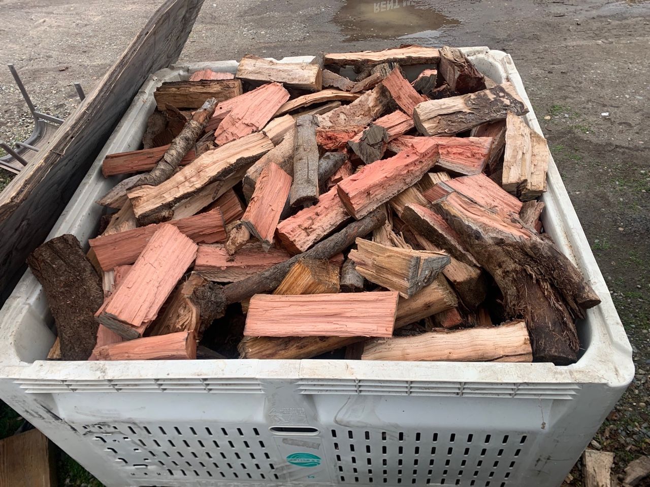 Dry Split Almond Firewood Seasonal Ready To Burn !!!!!