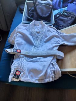 Karate Gi Youth Size 0 Uniform