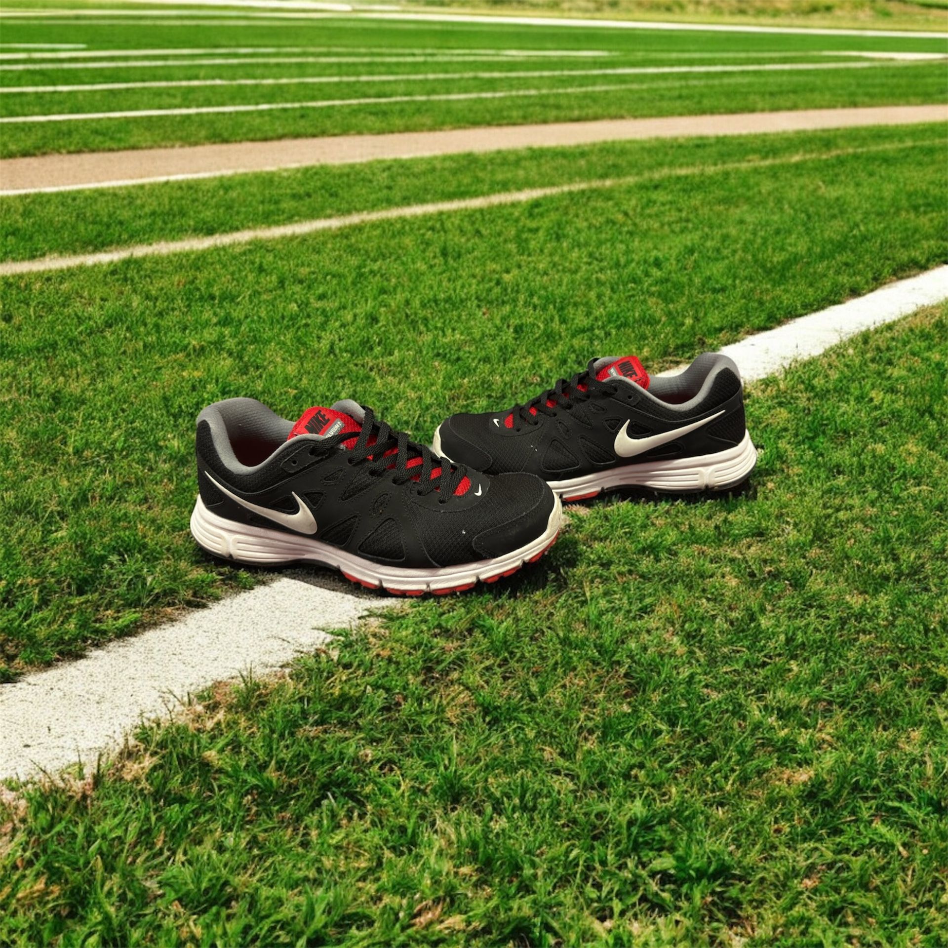 Nike Revolution 2- Size 10.5 men's running shoes