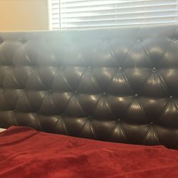 Cal KING BEDROOM SET 